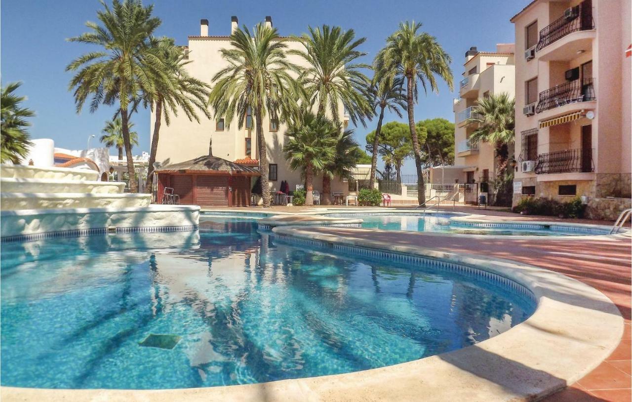 Apartment Cozy In With Swimming Pool